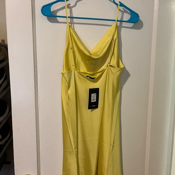 Yellow Satin Mini Dress! Never worn! NWT. Size S. - Picture 2 of 4